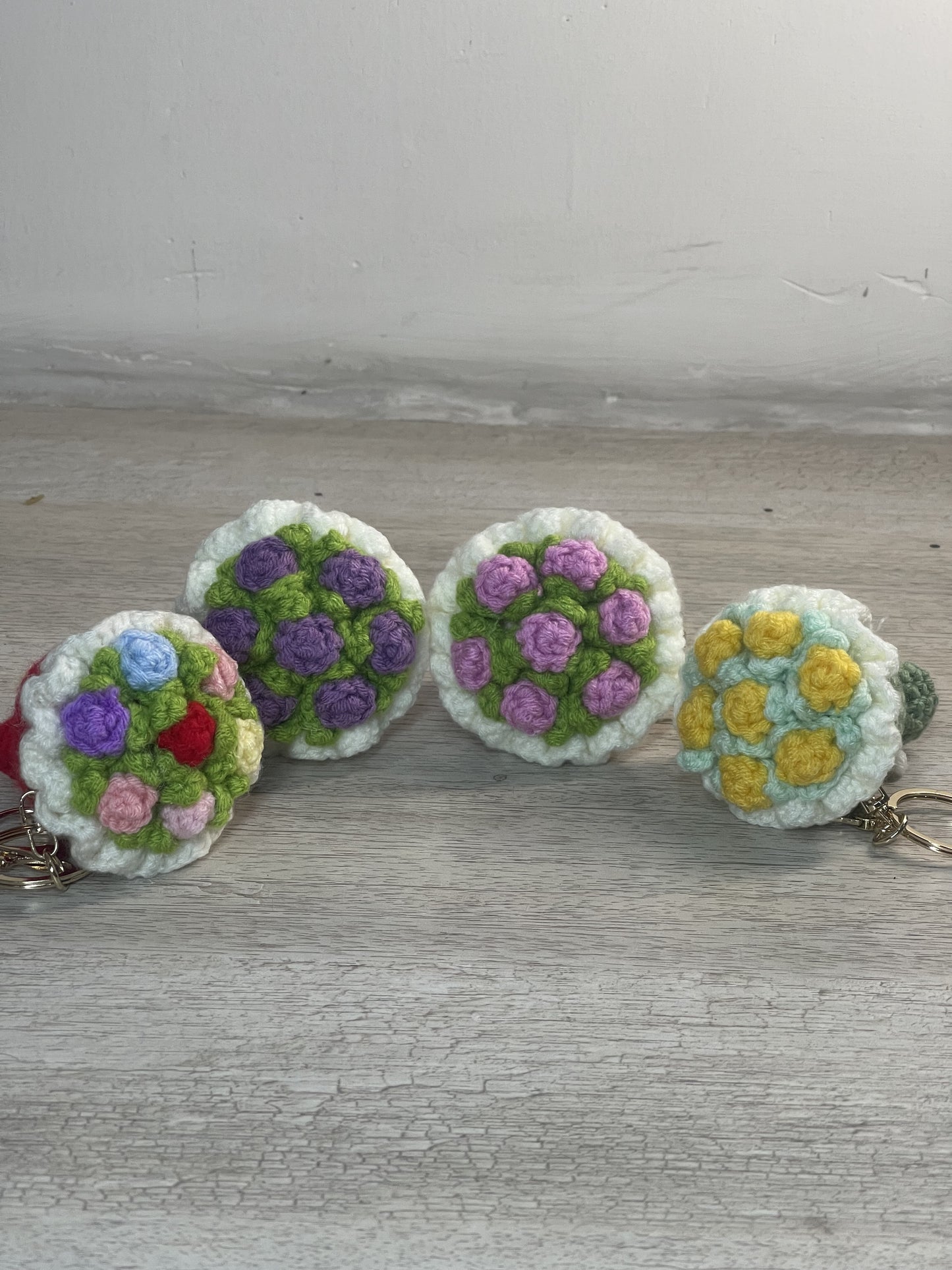 Crochet mini bouquet keychain